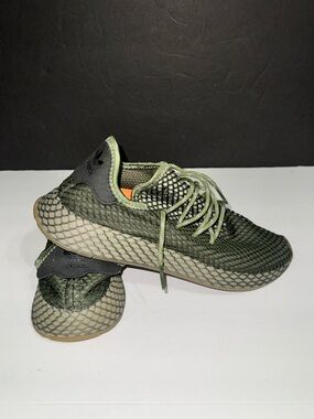 Adidas I Men’s I Sneakers I Derrupt Runner